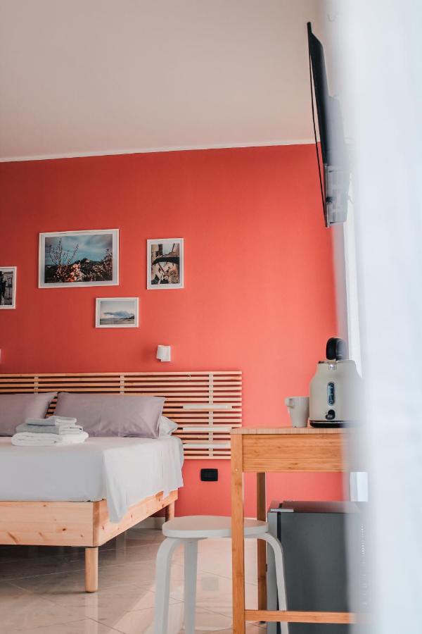 Magna Grecia B&B E Appartamenti カウローニア・マリーナ エクステリア 写真